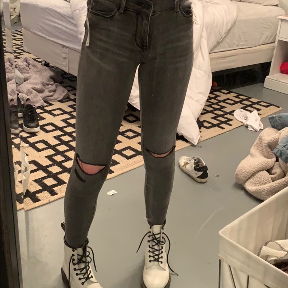 Black skinny jeans